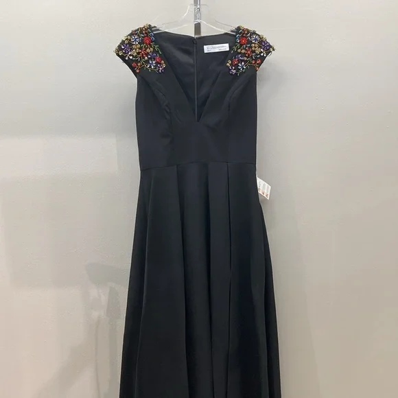 Mac Duggal Ieena Beaded V Neck Gown NWT